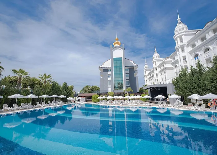 Well Palace Otel Side