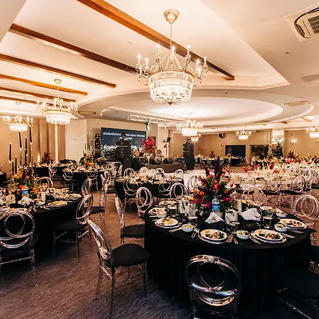 Well Palace Hotel